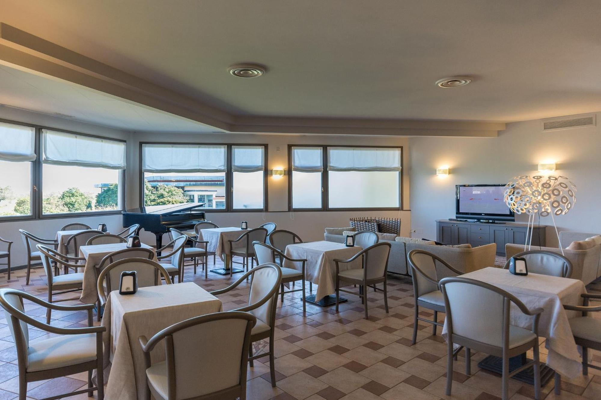 Albarella Golf Hotel Albarella Island Esterno foto